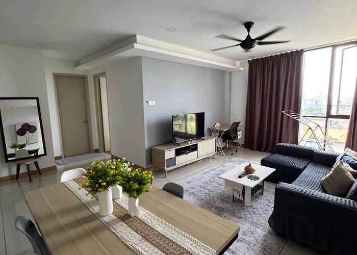 Queen Room At Kl Gateway Residence Lrt Linked Kuala Lumpur
